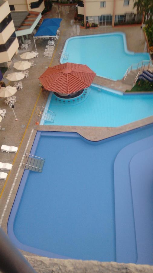 Caldas Novas - Flat Parque Das Aguas Quentes - As Piscinas Mais Quentes De Caldas!! Ngoại thất bức ảnh